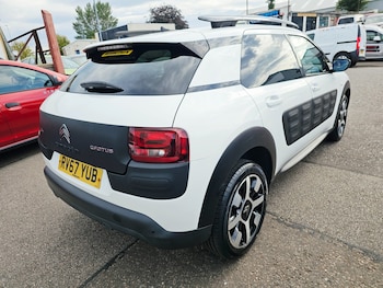 Used Citroen C4 Cactus 2017 for sale - 79538114: Photo