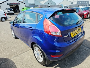 Used Ford Fiesta 2015 for sale - 79264153: Photo