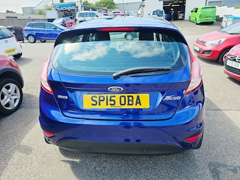 Used Ford Fiesta 2015 for sale - 79264153: Photo