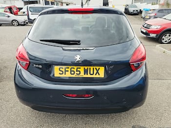 Used Peugeot 208 2015 for sale - 79761915: Photo
