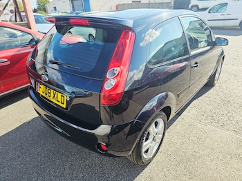 Used Ford Fiesta 2009 for sale - 79357590: Photo