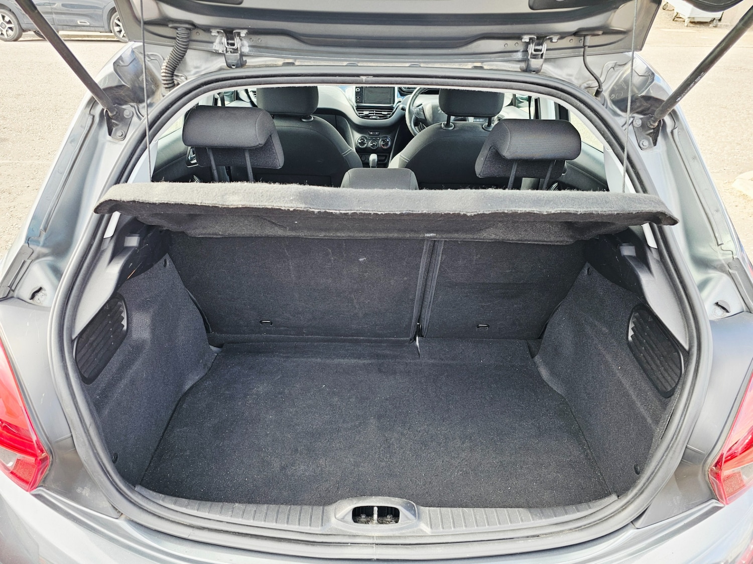 Used Peugeot 208 2016 for sale - 77902942: Photo 7