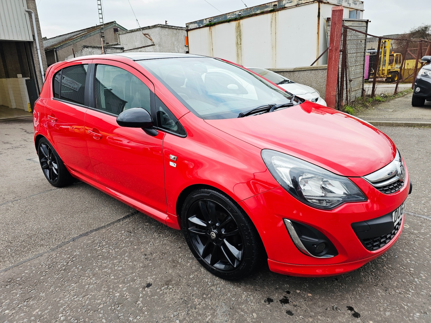 Used Vauxhall Corsa 2014 for sale - 77762857: Photo 2