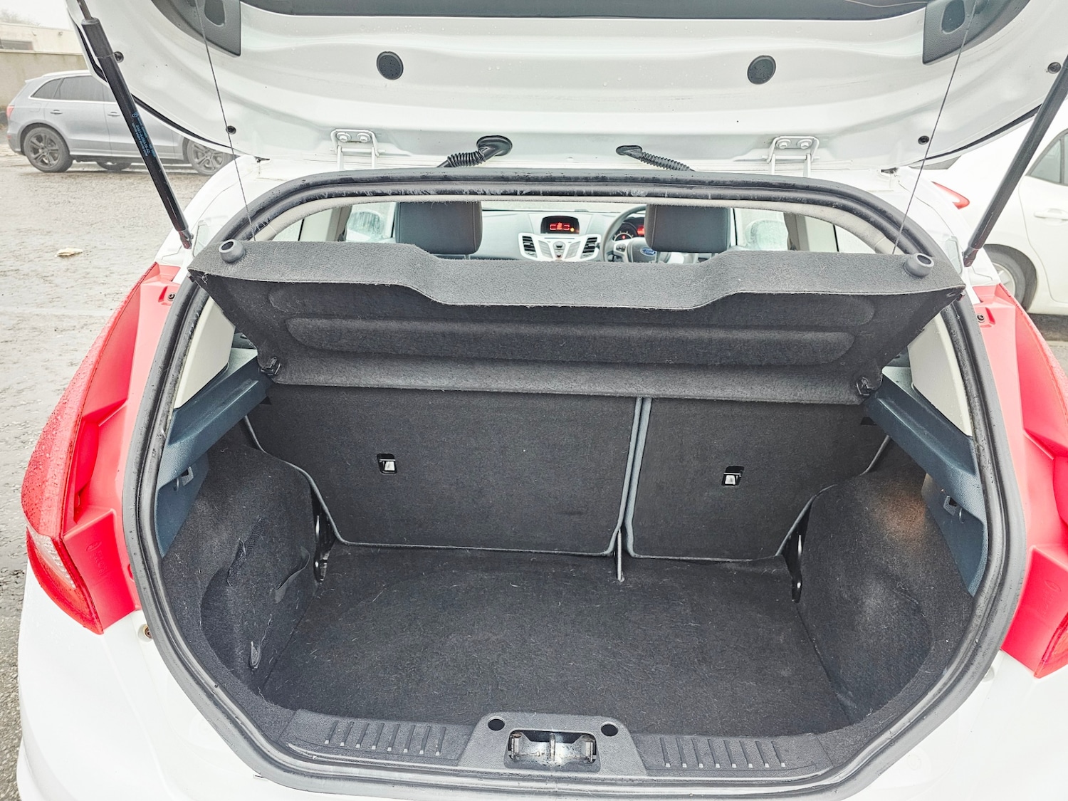 Used Ford Fiesta 2012 for sale - 76476837: Photo 6