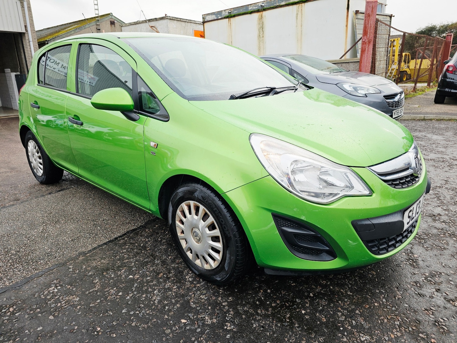 Used Vauxhall Corsa 2013 for sale - 76330064: Photo 2