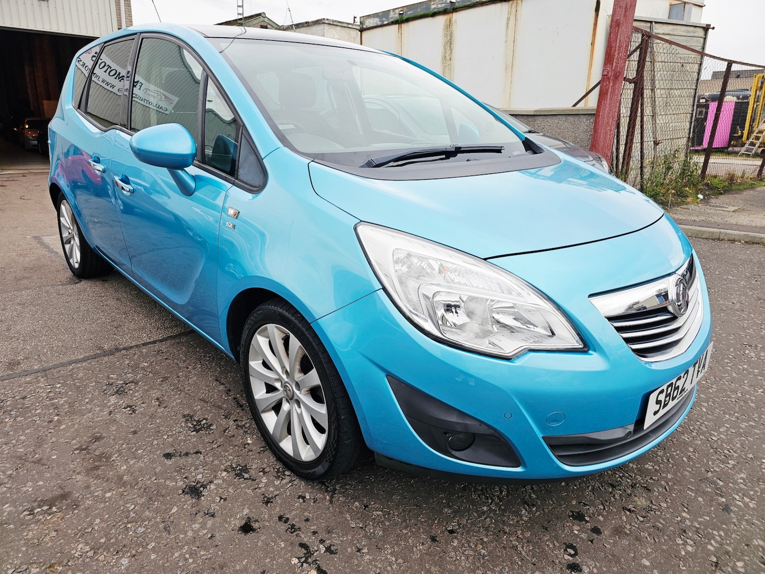 Used Vauxhall Meriva 2012 for sale - 76392201: Photo 2