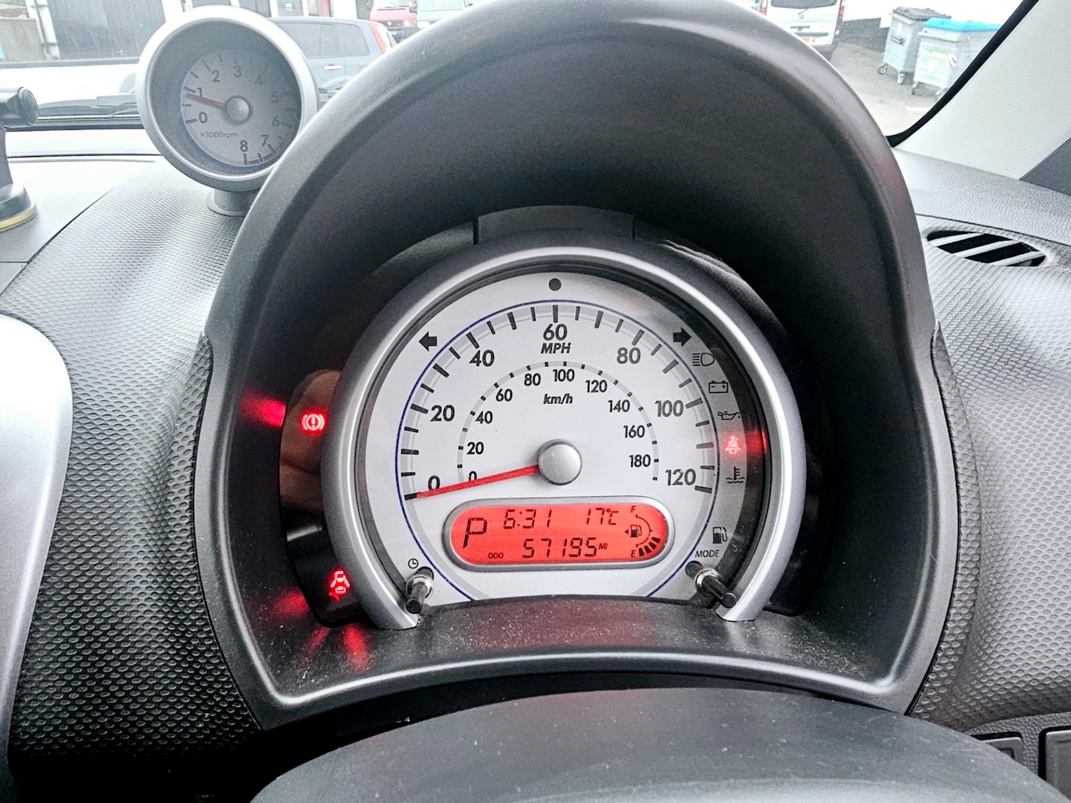 Used Suzuki Splash 2011 for sale - 76320763: Photo 12