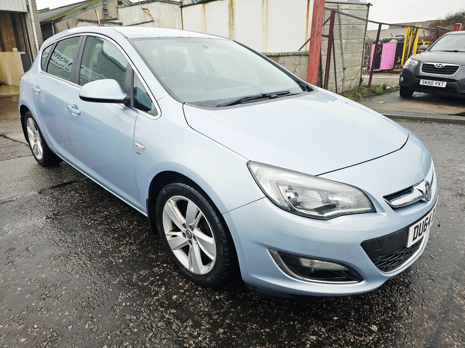 Used Vauxhall Astra 2014 for sale - 77460387: Photo 2
