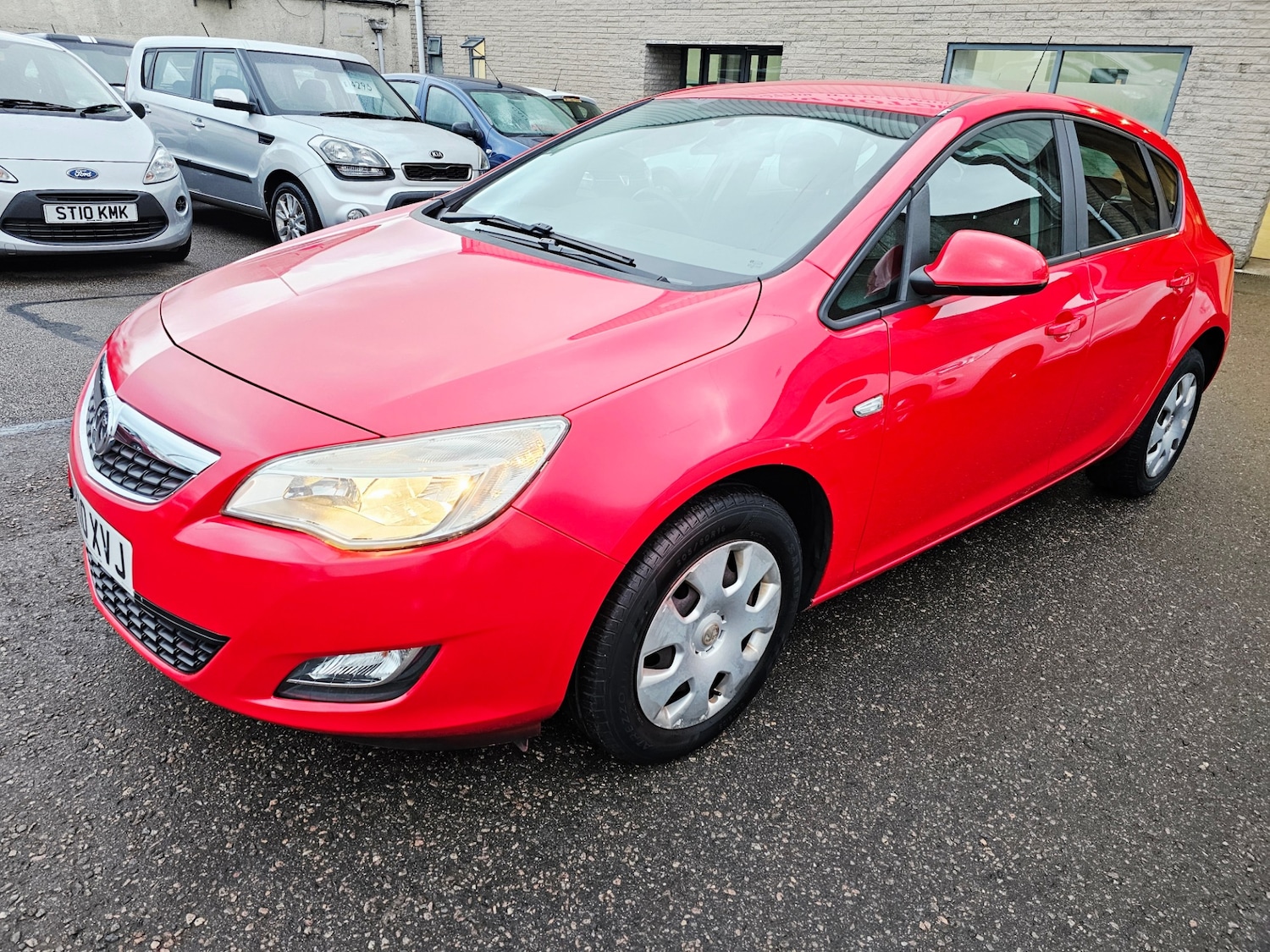 Used Vauxhall Astra 2010 for sale - 76834702: Photo 2