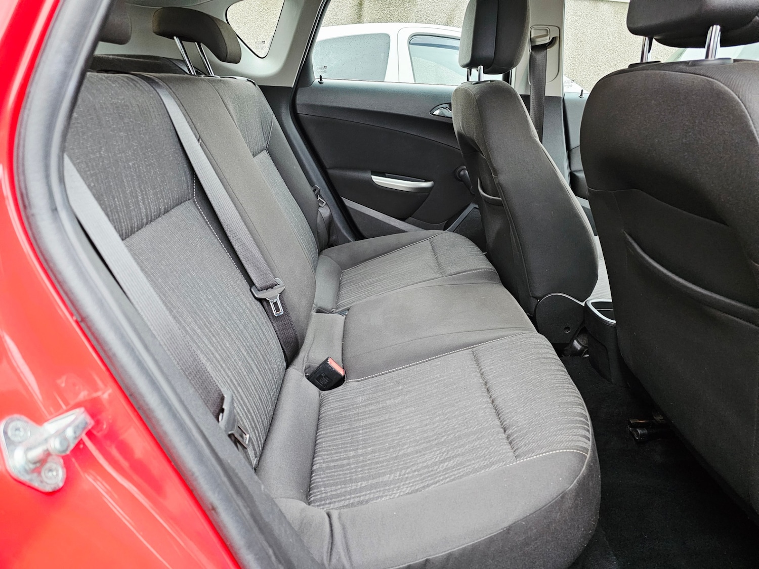 Used Vauxhall Astra 2010 for sale - 76834702: Photo 8