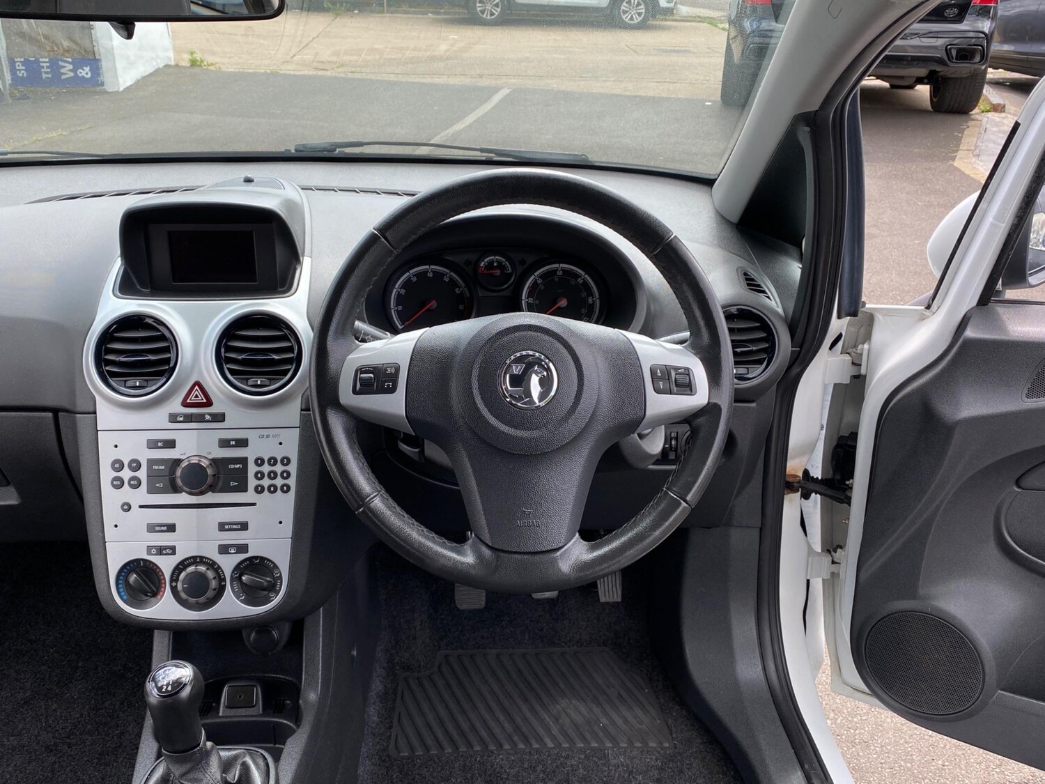 Vehicle 28