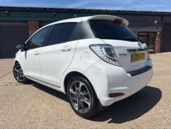 Used Toyota Yaris 2014 for sale - 75033801: Photo