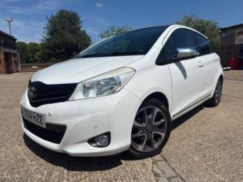 Used Toyota Yaris 2014 for sale - 75033801: Photo