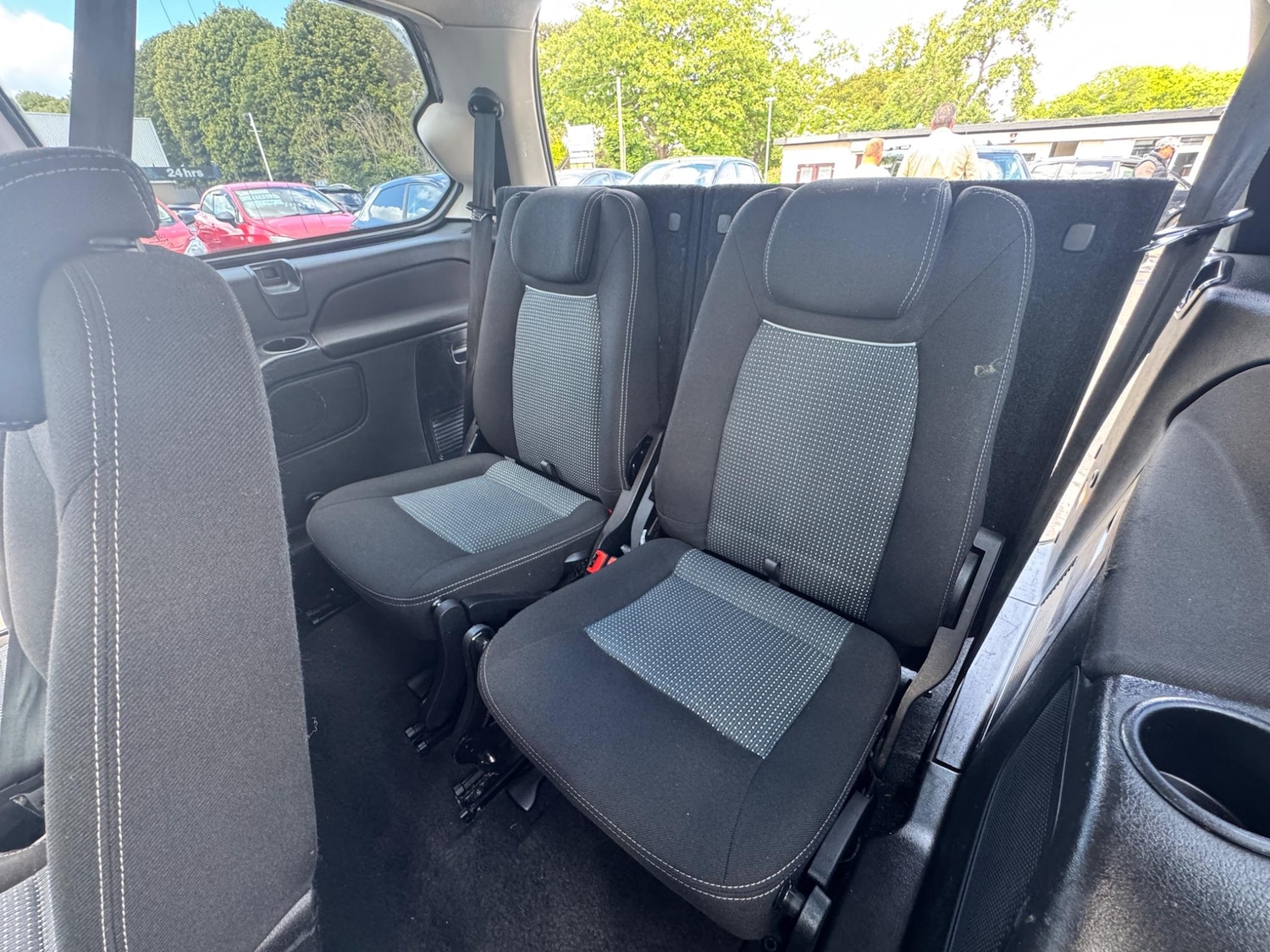 Vehicle 29
