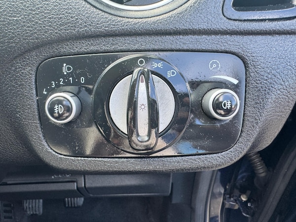 Used Ford Galaxy 2011 for sale - 74776601: Photo 39