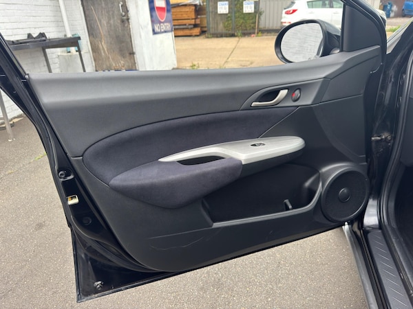 Used Honda Civic 2006 for sale - 75351882: Photo 37