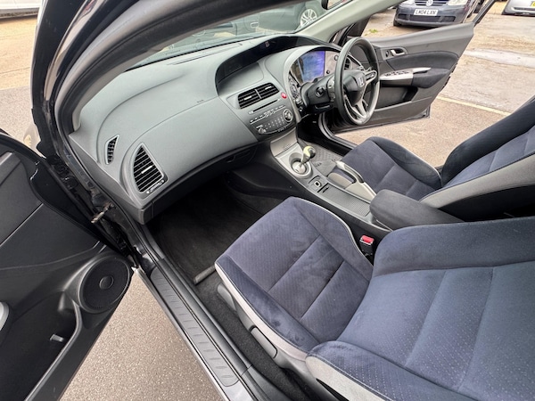 Used Honda Civic 2006 for sale - 75351882: Photo 47