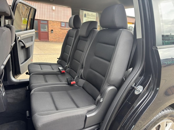 Used Volkswagen Touran 2010 for sale - 74768012: Photo 27