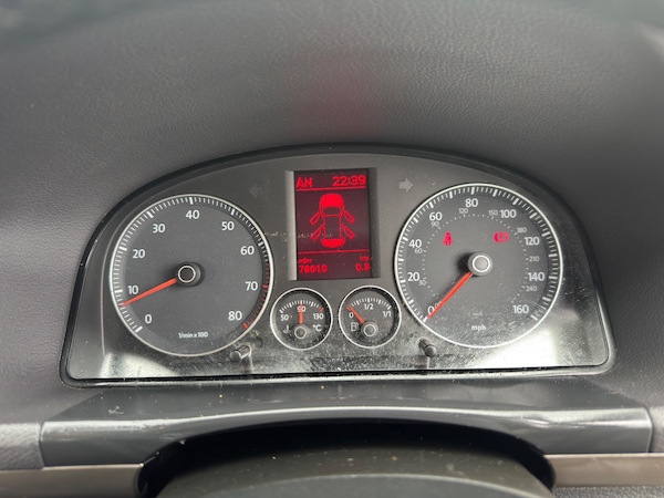 Used Volkswagen Touran 2010 for sale - 74768012: Photo 33