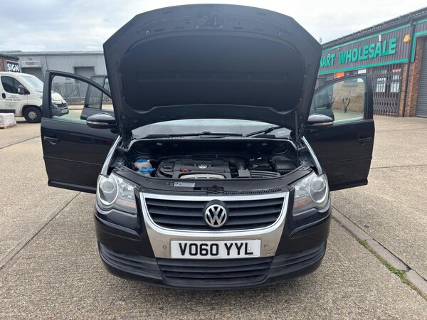 Used Volkswagen Touran 2010 for sale - 74768012: Photo 56