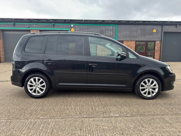 Used Volkswagen Touran 2010 for sale - 74768012: Photo 7