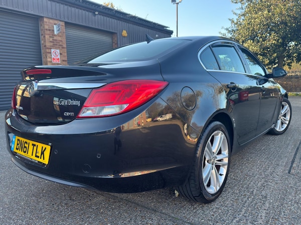 Used Vauxhall Insignia 2011 for sale - 74336812: Photo 2