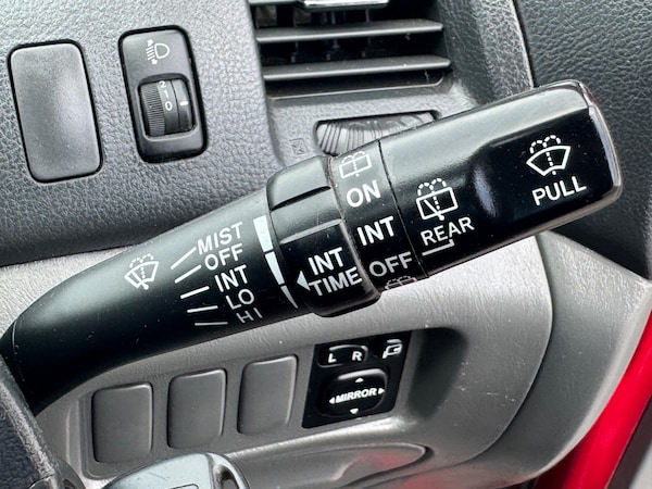 Used Toyota Previa 2004 for sale - 75351815: Photo 37