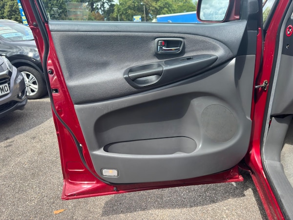 Used Toyota Previa 2004 for sale - 75351815: Photo 42
