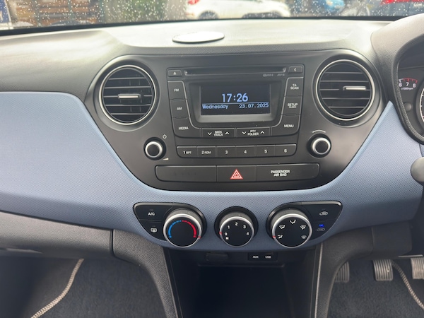 Used Hyundai i10 2015 for sale - 75351969: Photo 11