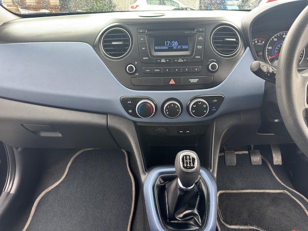 Used Hyundai i10 2015 for sale - 75351969: Photo 37
