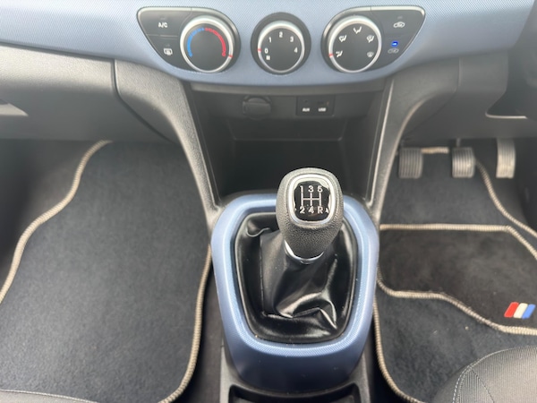 Used Hyundai i10 2015 for sale - 75351969: Photo 38