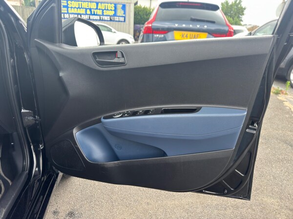 Used Hyundai i10 2015 for sale - 75351969: Photo 45