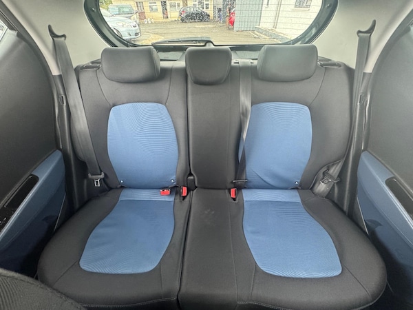 Used Hyundai i10 2015 for sale - 75351969: Photo 52