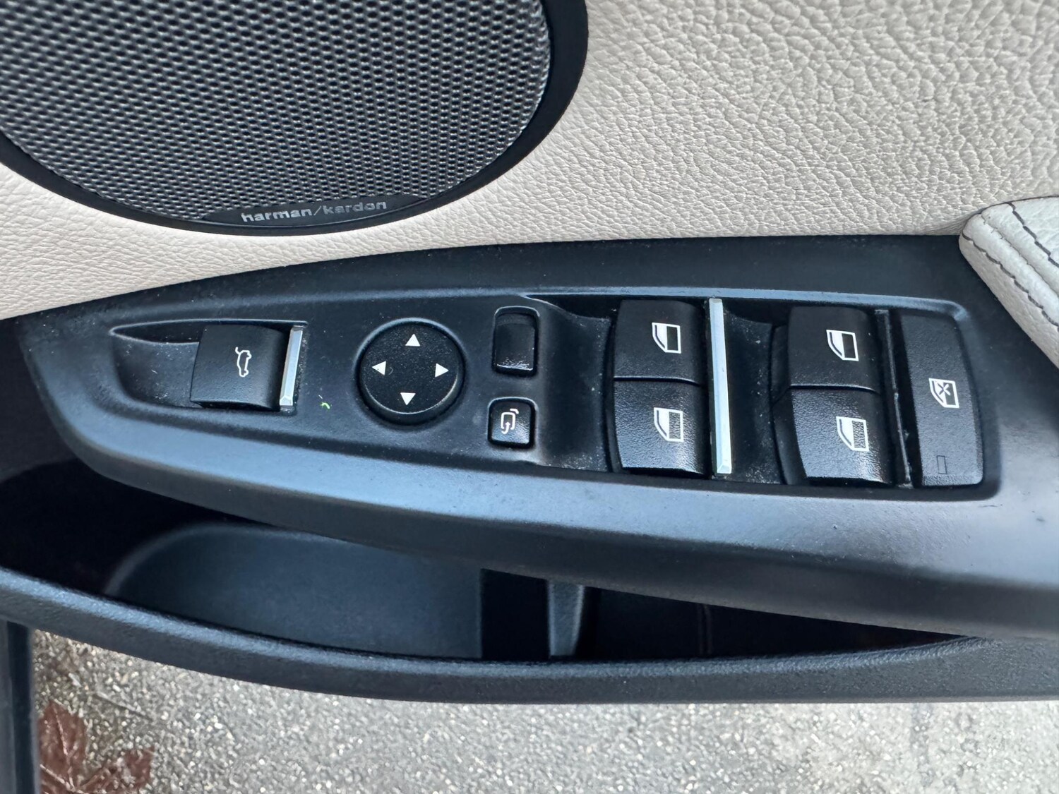 Vehicle 48