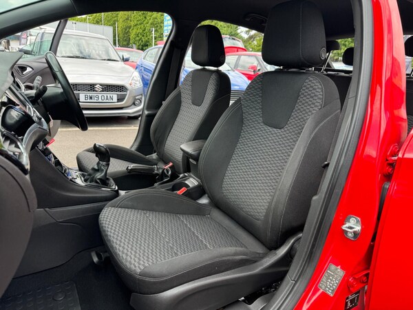 Used Vauxhall Astra 2017 for sale - 71537881: Photo 29