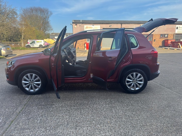 Used Volkswagen Tiguan 2014 for sale - 74271536: Photo 75