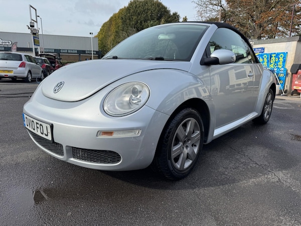Used Volkswagen Beetle 2010 for sale - 74690798: Photo 24