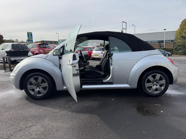 Used Volkswagen Beetle 2010 for sale - 74690798: Photo 39