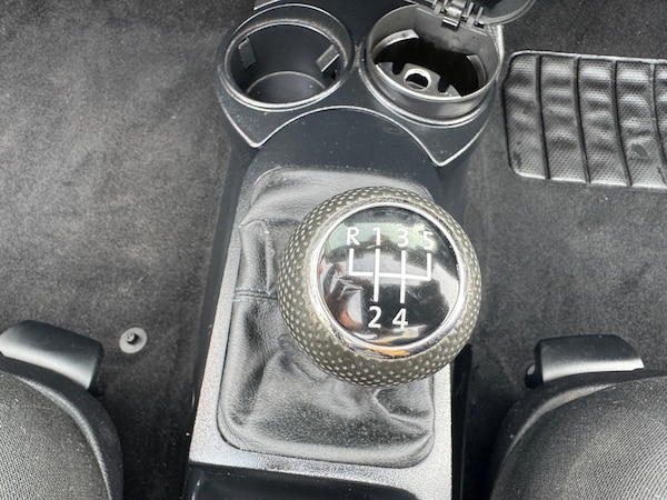 Used Volkswagen Beetle 2010 for sale - 74690798: Photo 50