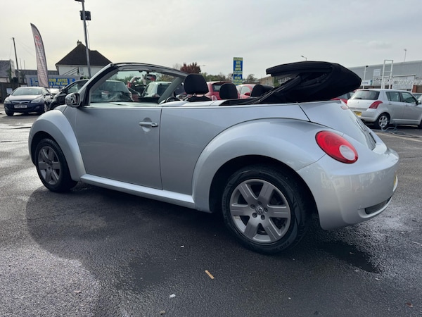 Used Volkswagen Beetle 2010 for sale - 74690798: Photo 5