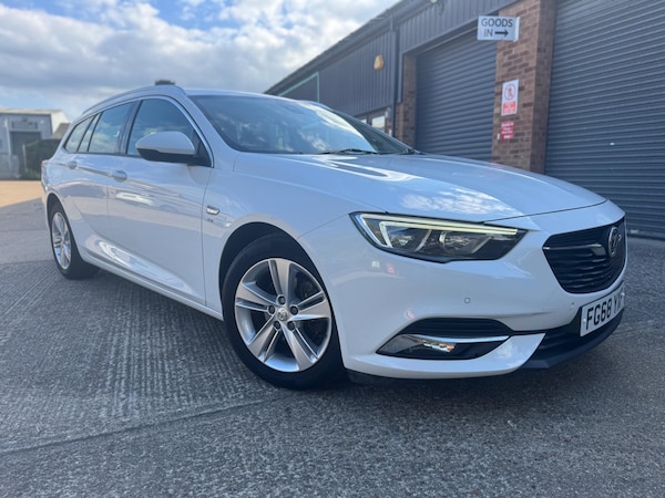 Used Vauxhall Insignia 2018 for sale - 75601403: Photo 1