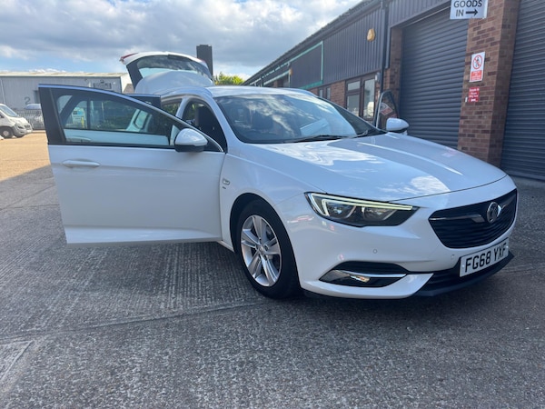 Used Vauxhall Insignia 2018 for sale - 75601403: Photo 74