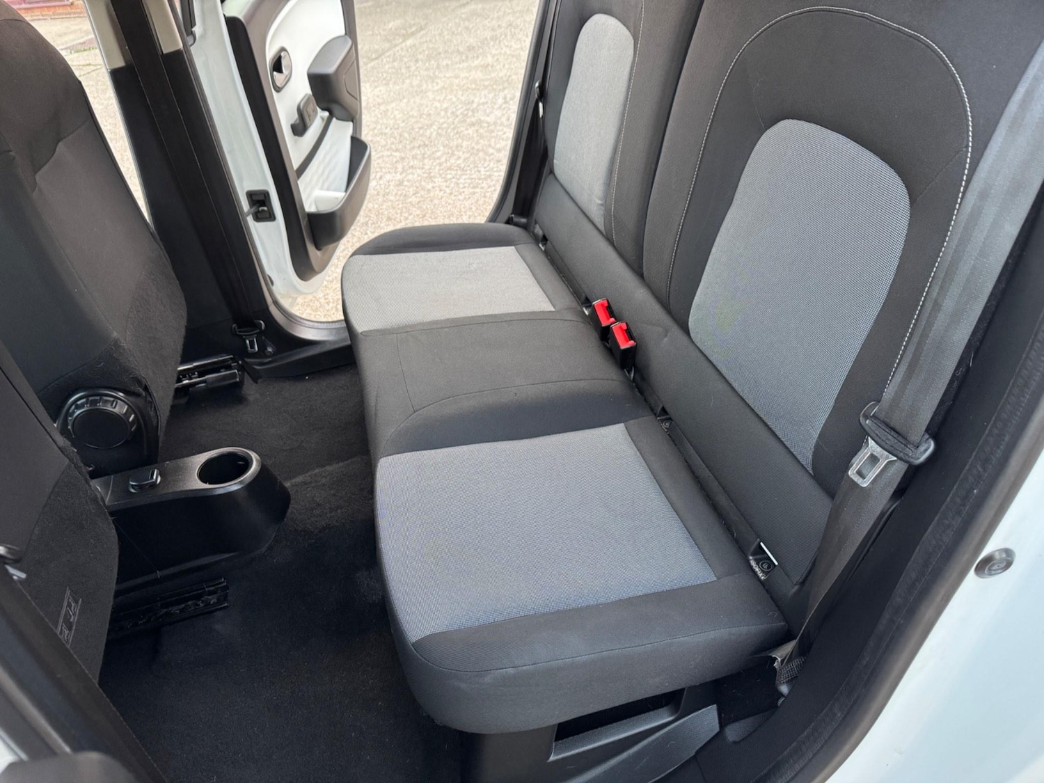 Vehicle 29