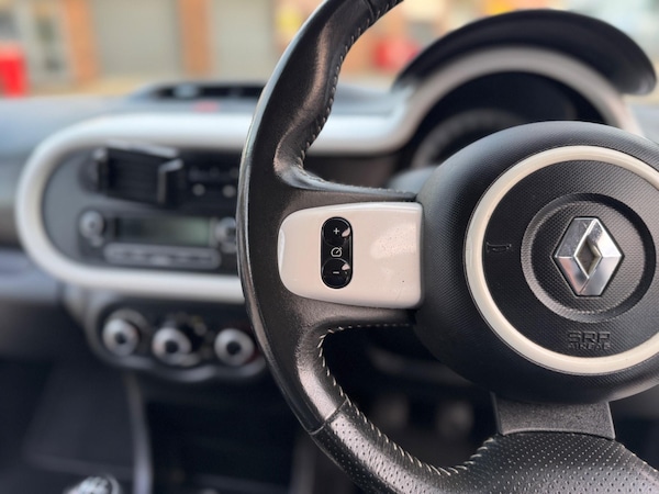 Used Renault Twingo 2015 for sale - 72568436: Photo 36