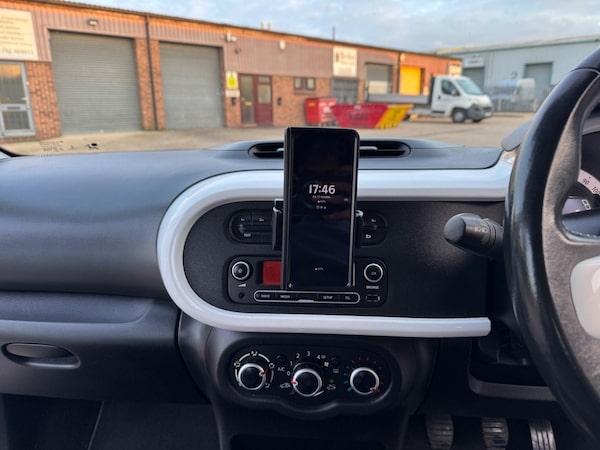Used Renault Twingo 2015 for sale - 72568436: Photo 42