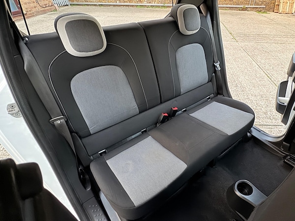 Used Renault Twingo 2015 for sale - 72568436: Photo 55