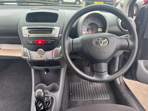Used Toyota AYGO 2009 for sale - 74324390: Photo 29