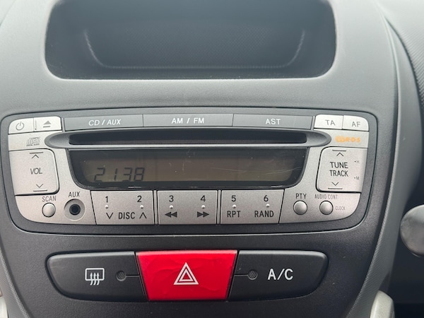 Used Toyota AYGO 2009 for sale - 74324390: Photo 32