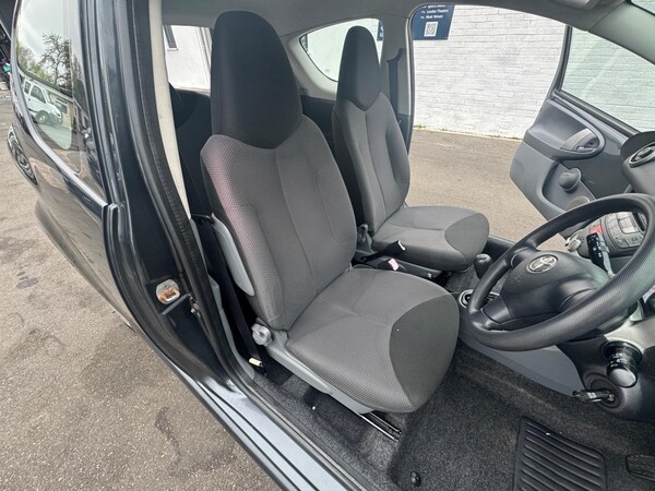 Used Toyota AYGO 2009 for sale - 74324390: Photo 41