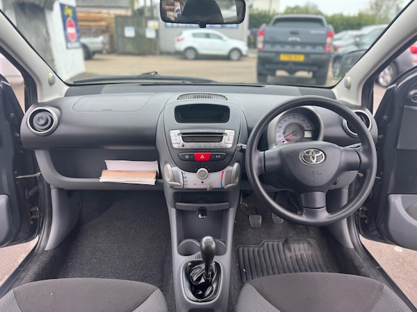 Used Toyota AYGO 2009 for sale - 74324390: Photo 9